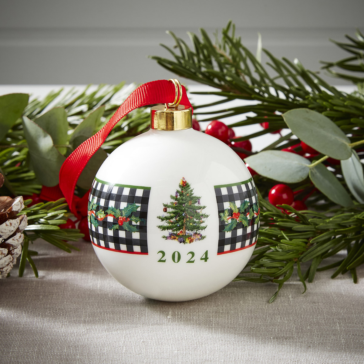 Christmas Tree 2024 Annual Collector Bauble