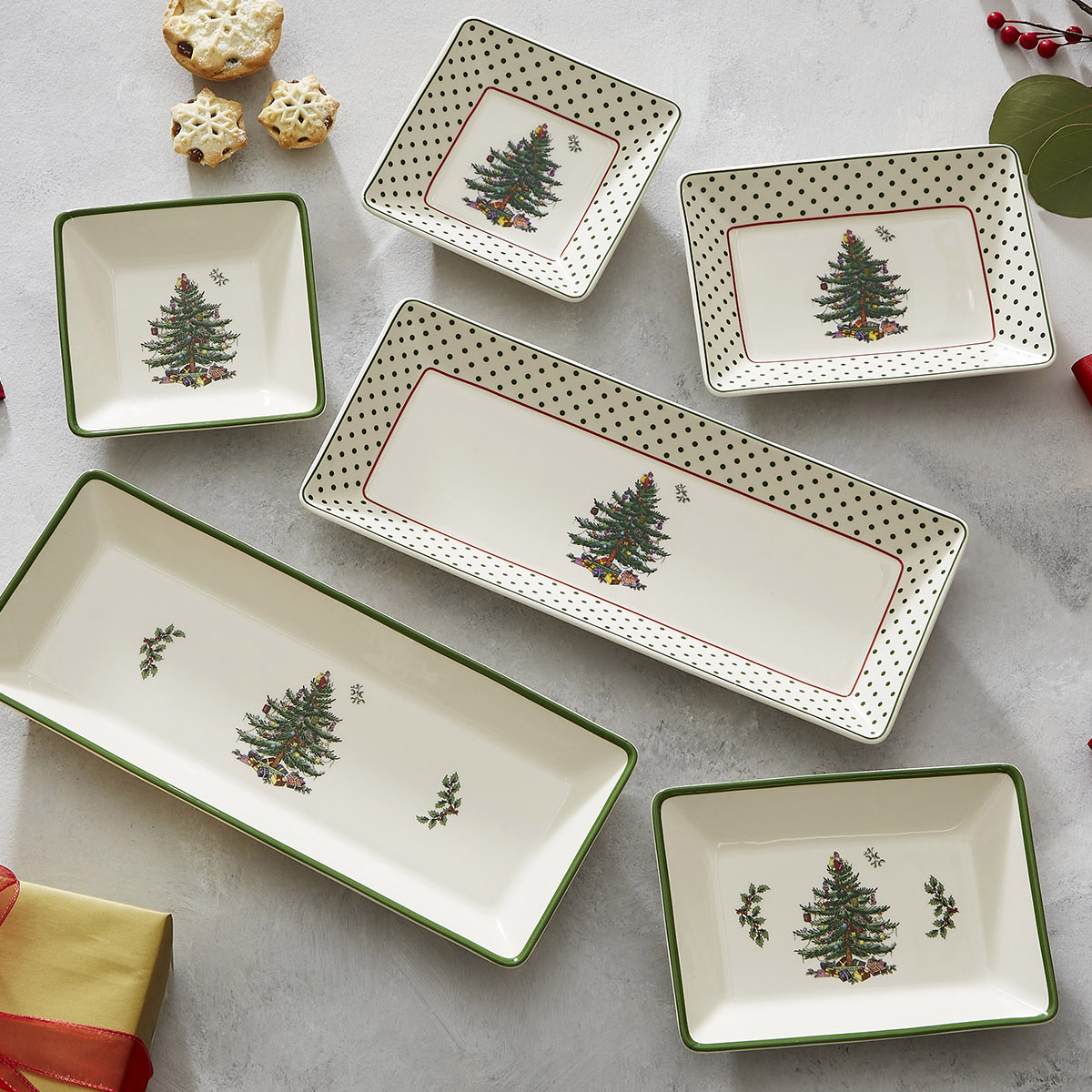 Christmas Tree 3 Piece Nesting Tray image number null